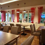 Hotel Bohemia 3*